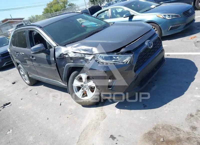2020 Toyota RAV4 фото