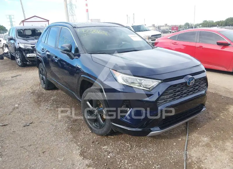 2020 Toyota RAV4 фото