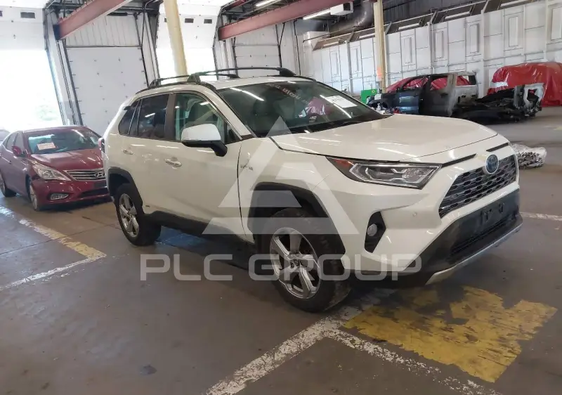 2020 Toyota RAV4 фото