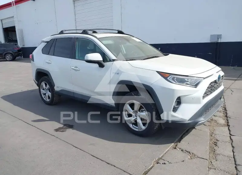 2020 Toyota RAV4 фото
