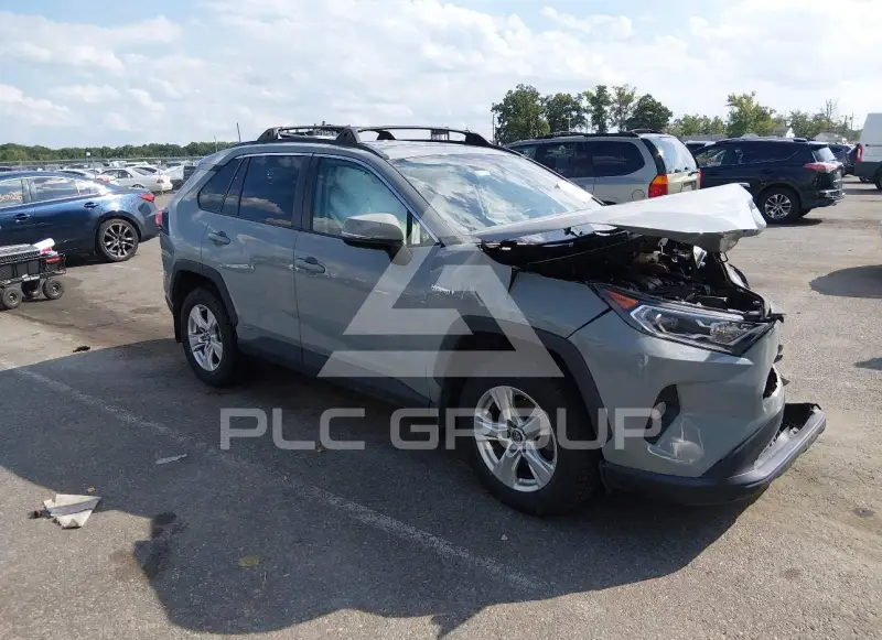 2020 Toyota RAV4 фото