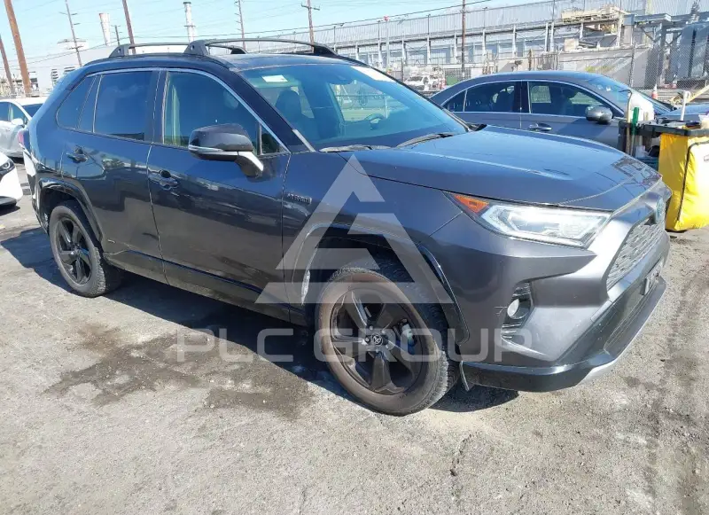 2020 Toyota RAV4 фото
