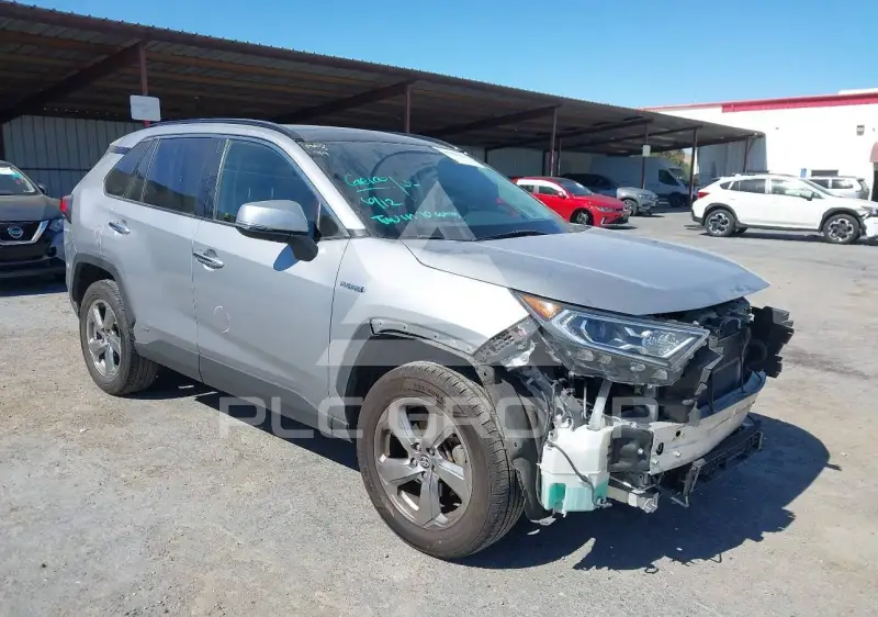 2020 Toyota RAV4 фото