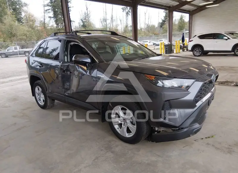 2020 Toyota RAV4 photo