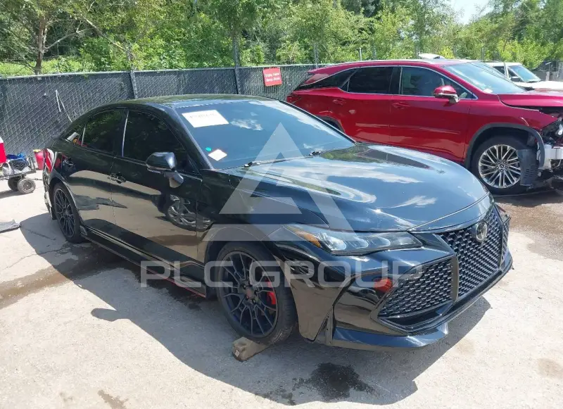 2020 Toyota AVALON photo