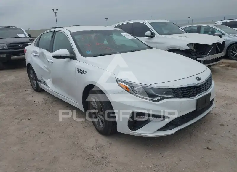 2020 KIA Optima photo