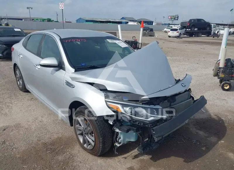 2020 KIA Optima photo
