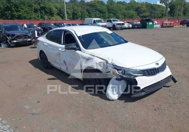 2020 KIA Optima photo