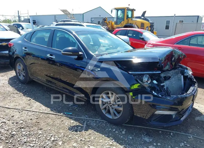2020 KIA Optima photo