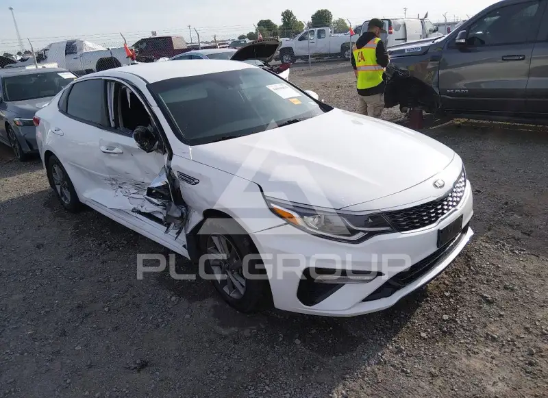 2020 KIA Optima фото