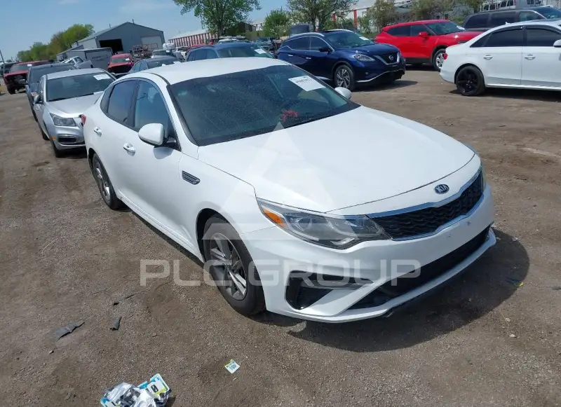 2020 KIA Optima photo