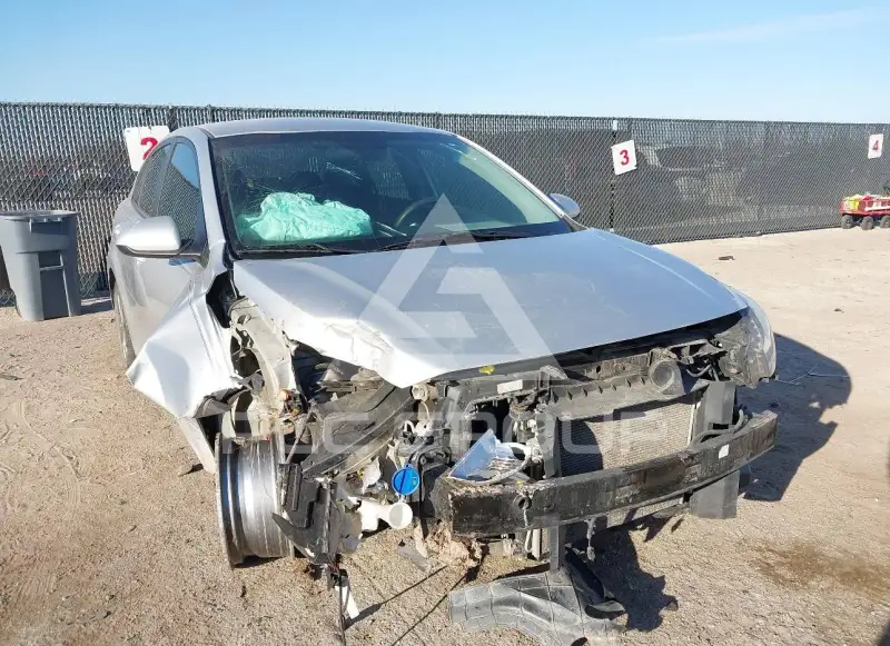 2020 KIA Rio photo