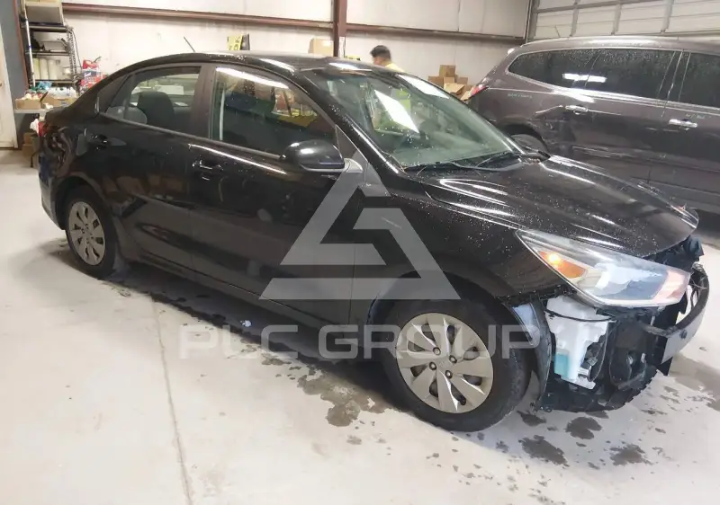 2020 KIA Rio photo