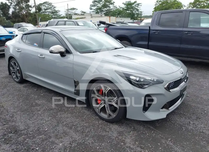 2020 KIA Stinger фото