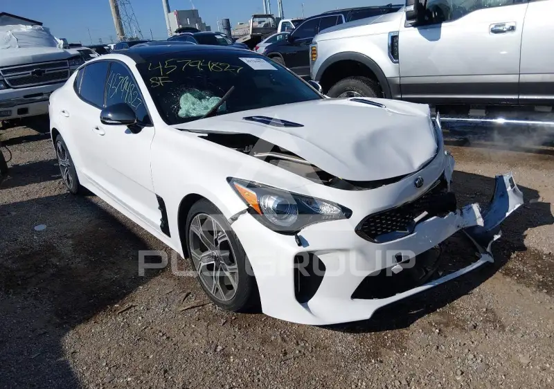 2020 KIA Stinger photo