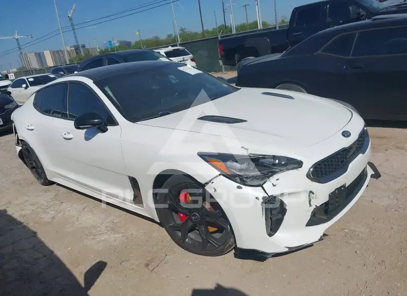 2020 KIA Stinger фото