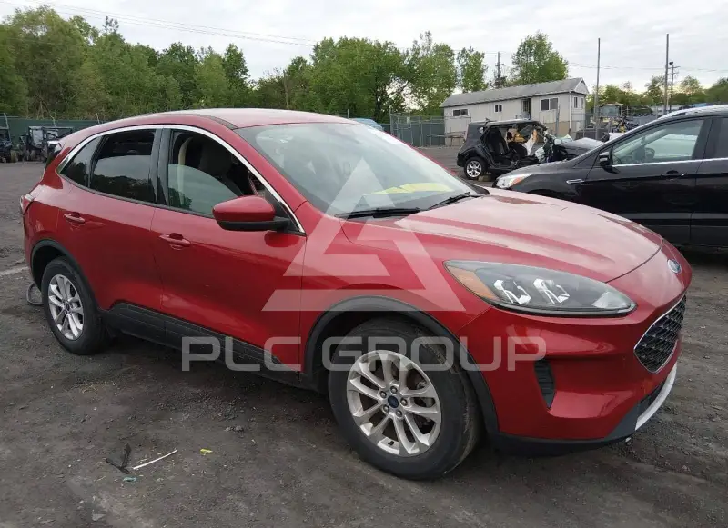 2020 Ford ESCAPE photo