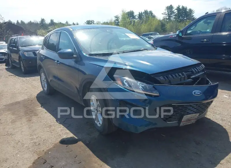 2020 Ford ESCAPE photo