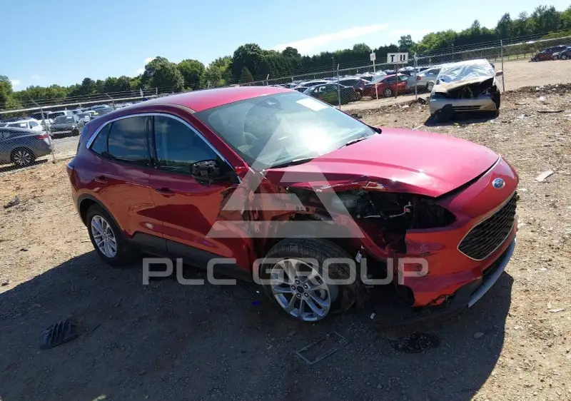 2020 Ford ESCAPE photo