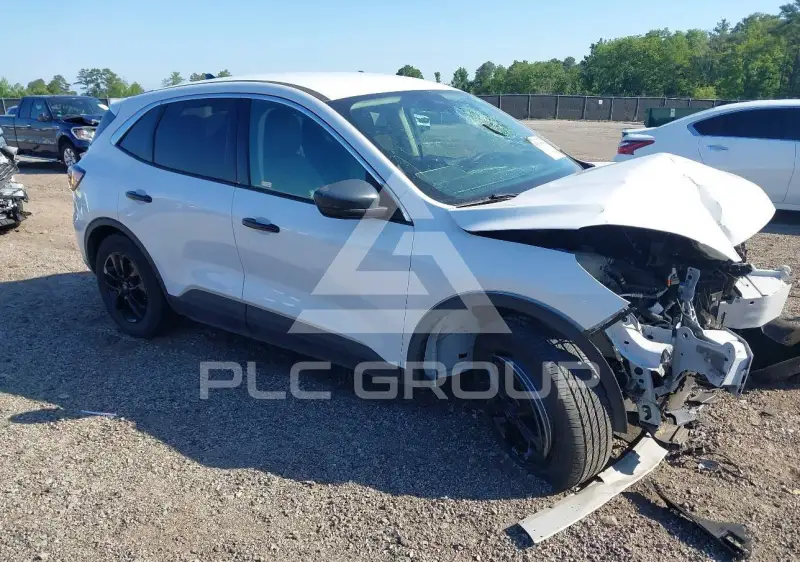2020 Ford ESCAPE photo