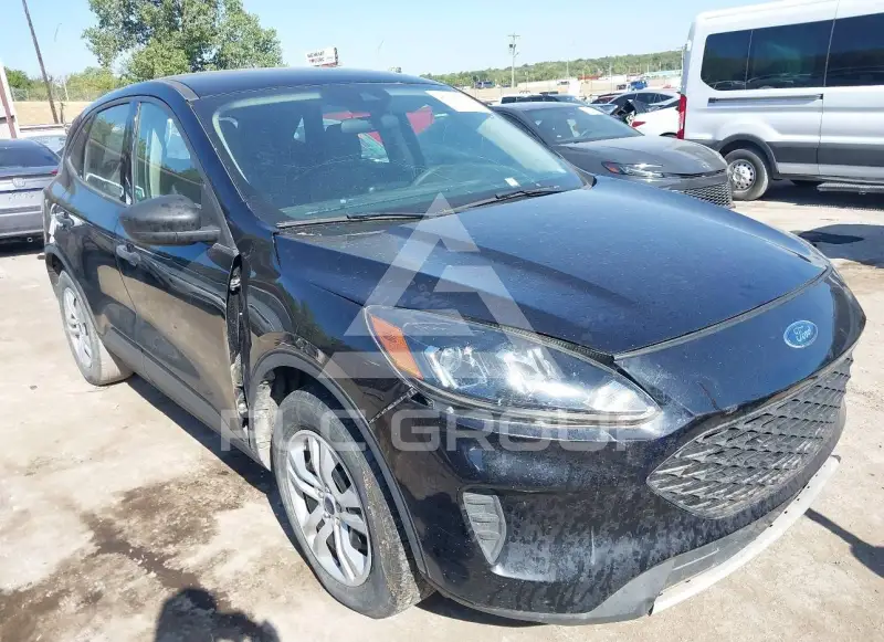 2020 Ford ESCAPE photo