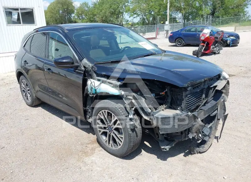 2020 Ford ESCAPE фото