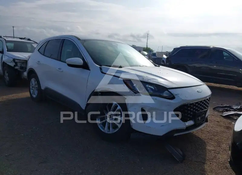 2020 Ford ESCAPE photo