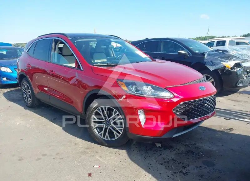 2020 Ford ESCAPE photo