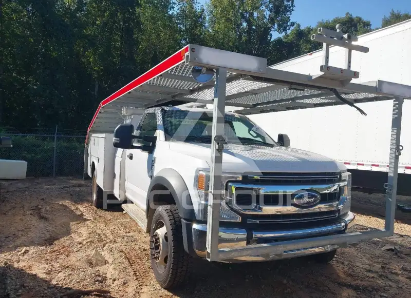 2020 Ford F-550 фото