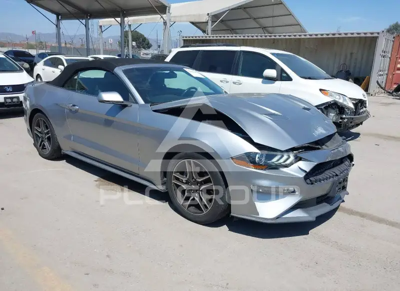 2020 Ford MUSTANG фото