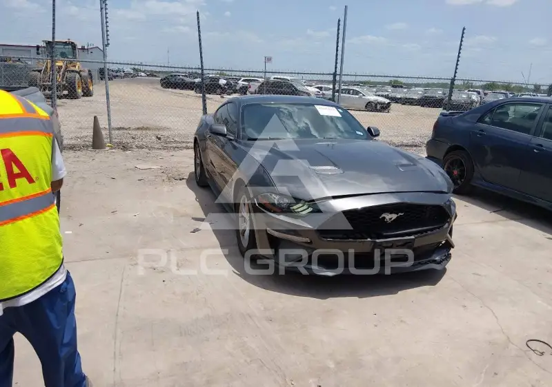 2020 Ford MUSTANG фото