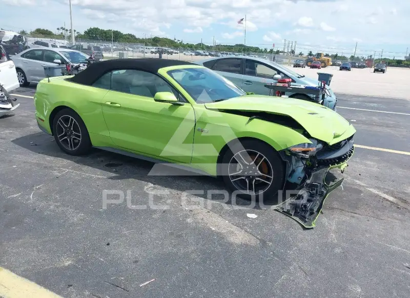2020 Ford MUSTANG photo
