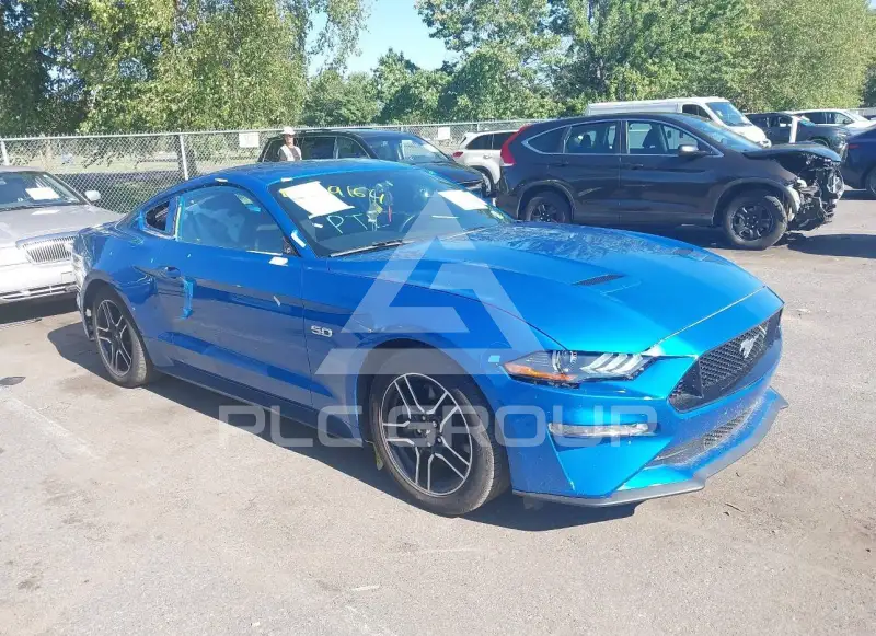 2020 Ford MUSTANG photo