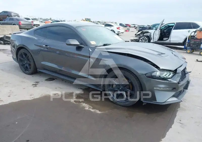 2020 Ford MUSTANG фото