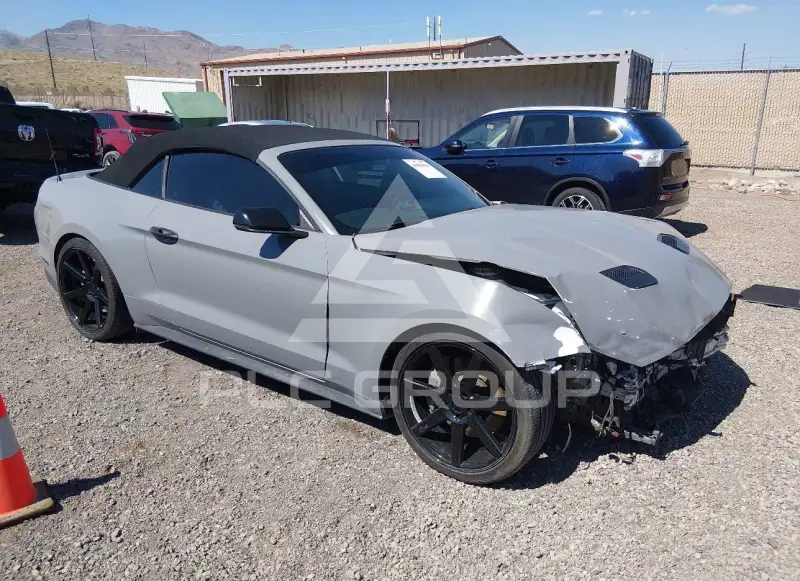 2020 Ford MUSTANG photo