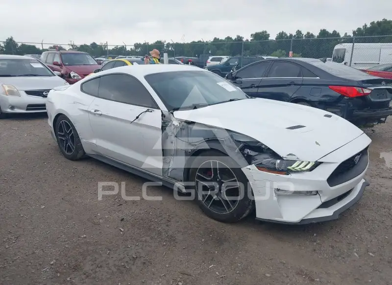 2020 Ford MUSTANG фото