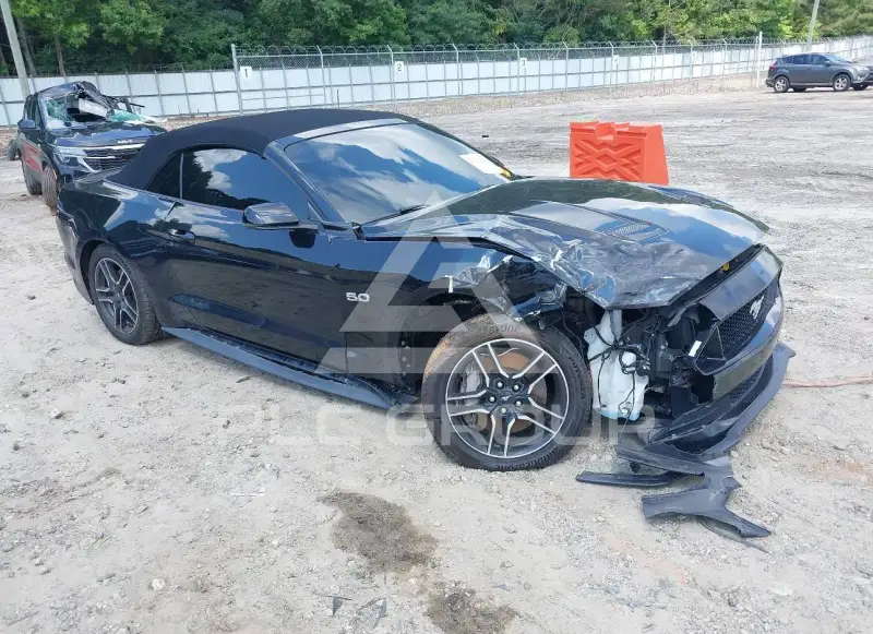 2020 Ford MUSTANG фото