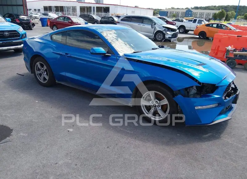 2020 Ford MUSTANG photo