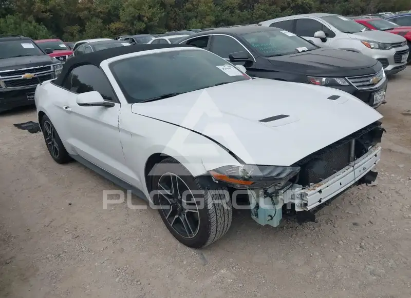 2020 Ford MUSTANG фото
