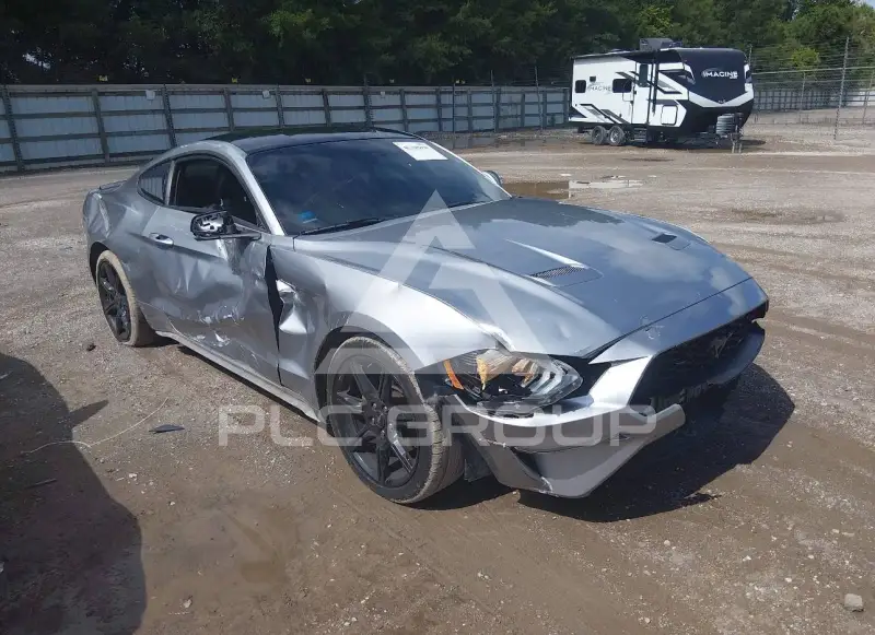 2020 Ford MUSTANG фото