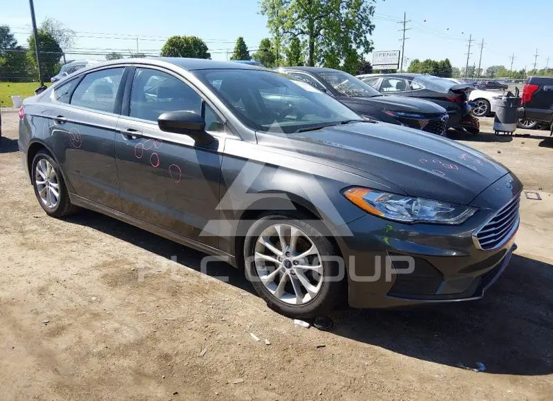2020 Ford FUSION photo
