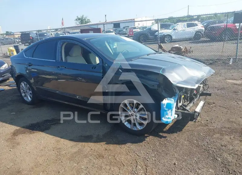 2020 Ford FUSION photo