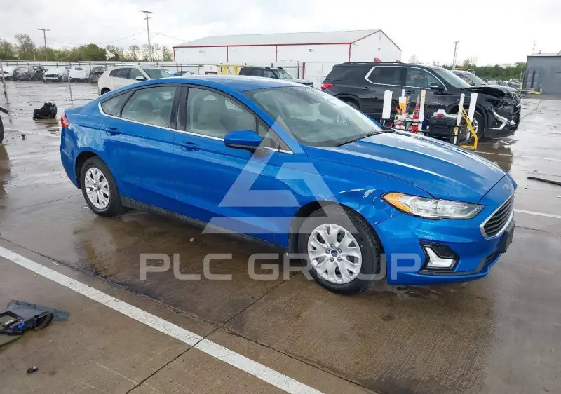 2020 Ford FUSION фото