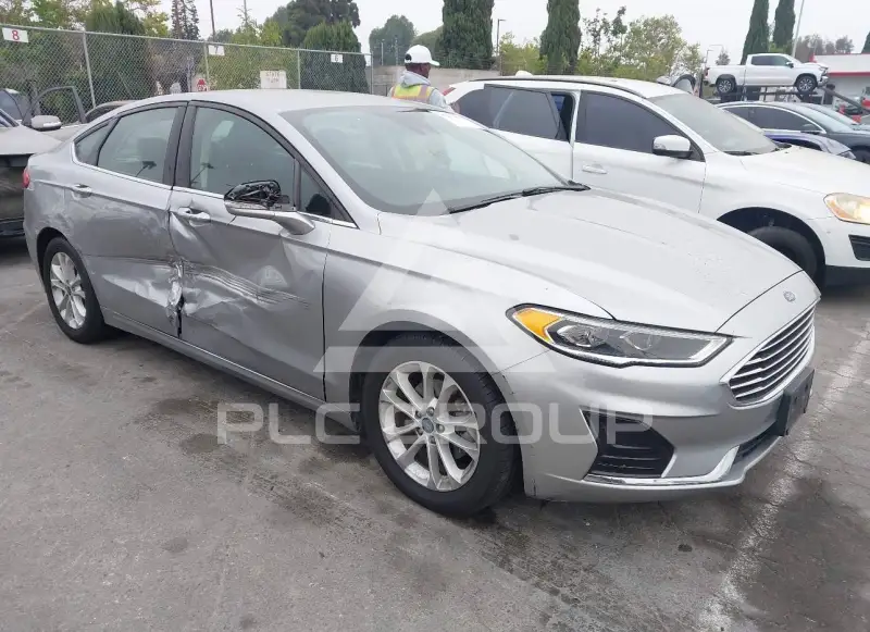 2020 Ford FUSION фото