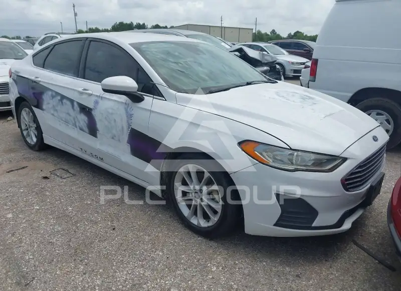 2020 Ford FUSION фото