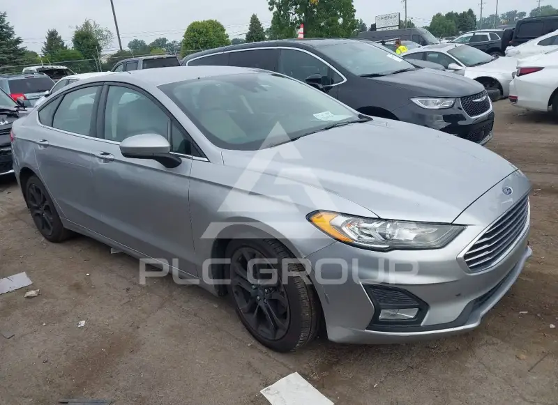 2020 Ford FUSION фото