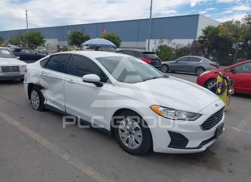 2020 Ford FUSION фото