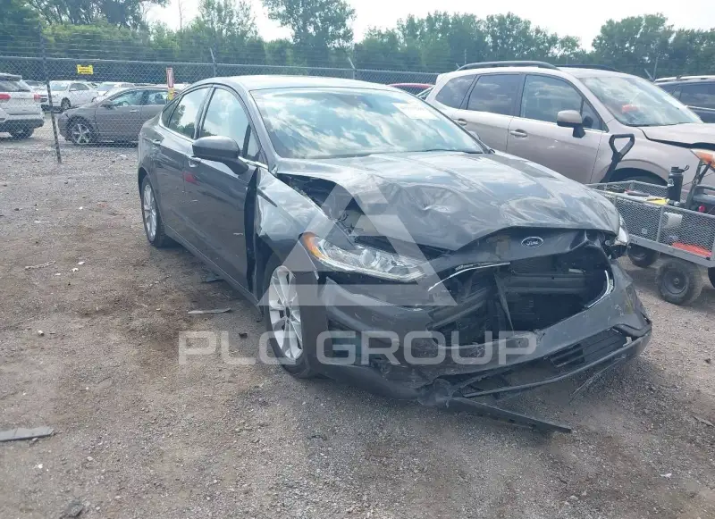 2020 Ford FUSION photo