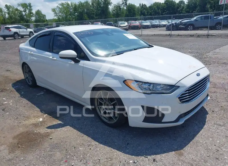 2020 Ford FUSION photo