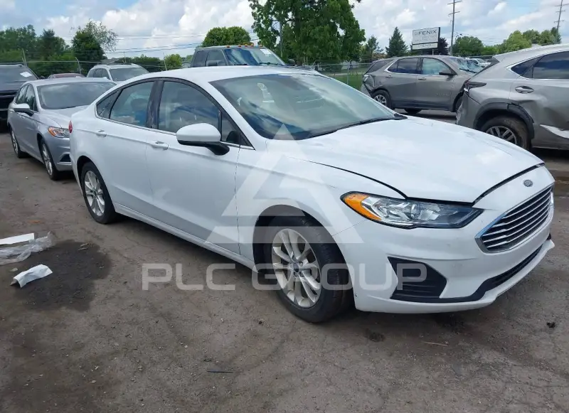 2020 Ford FUSION photo